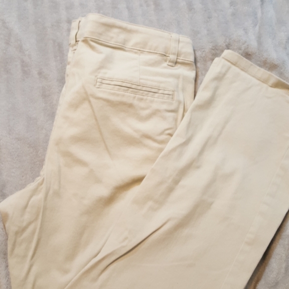 NWOT. Girls Cat & Jack tan kacki pants. Boot cut. - Picture 5 of 7